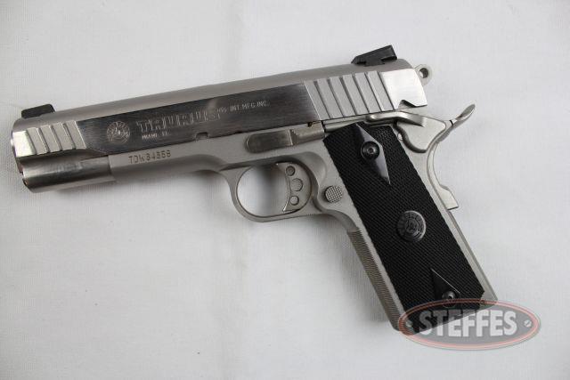  Taurus 1911 Pistol_1.jpg